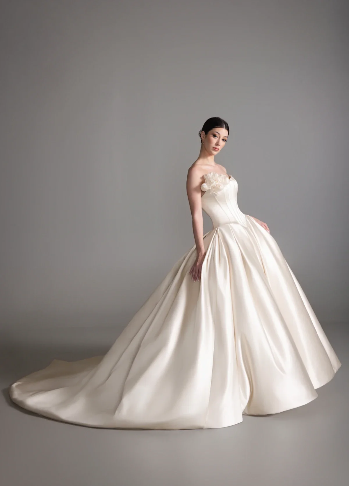 Lazaro Bridal: Behati - Image 4