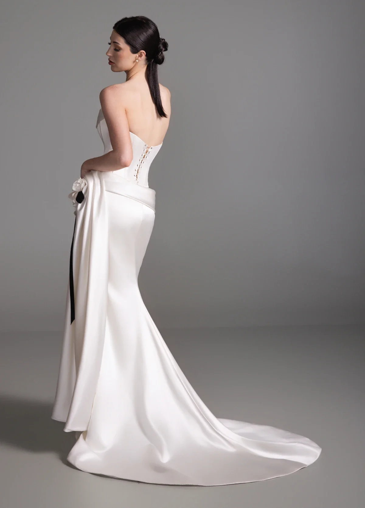 Lazaro: Bethany - Image 3