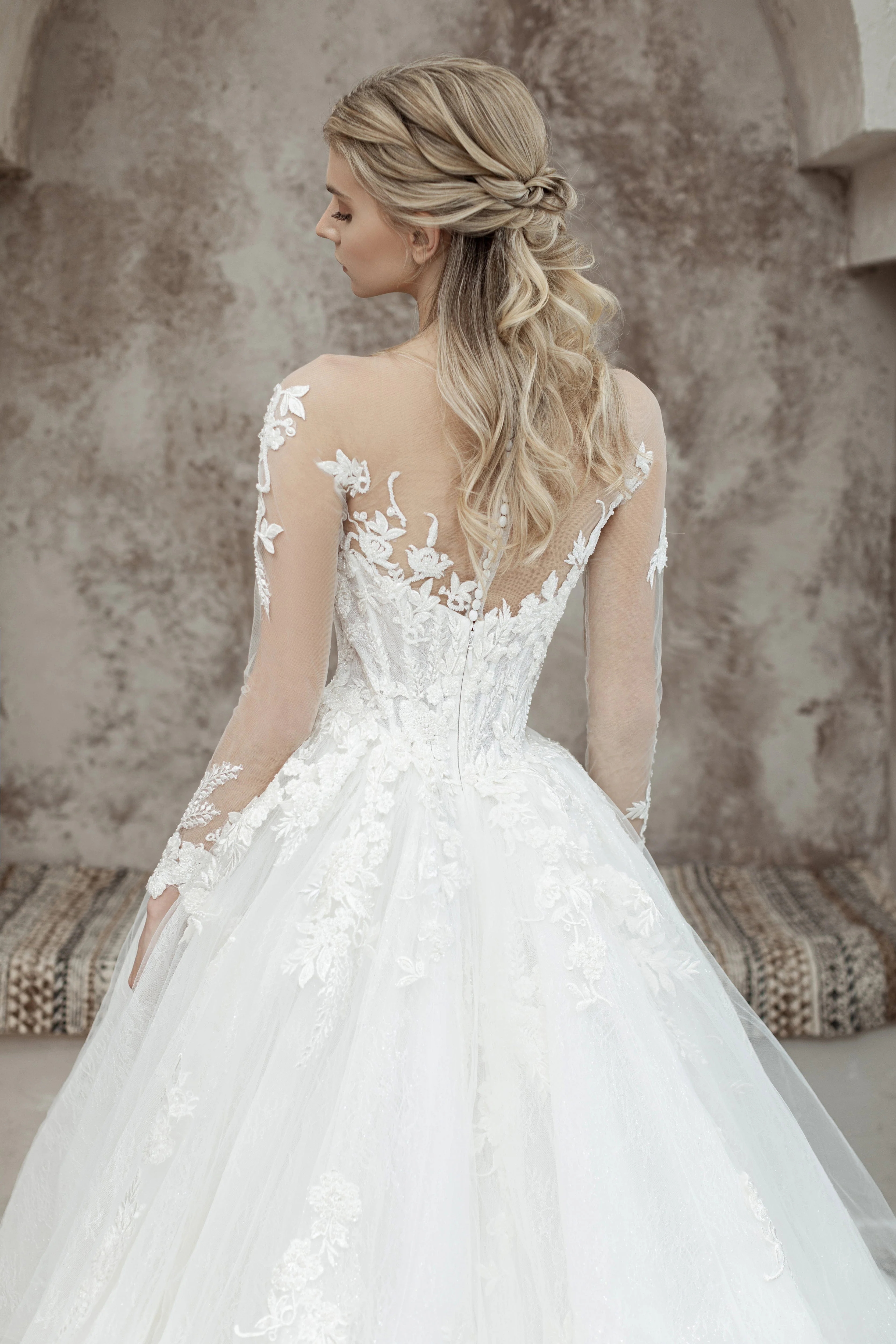 Magnolia Couture: Gladiolus - Image 4