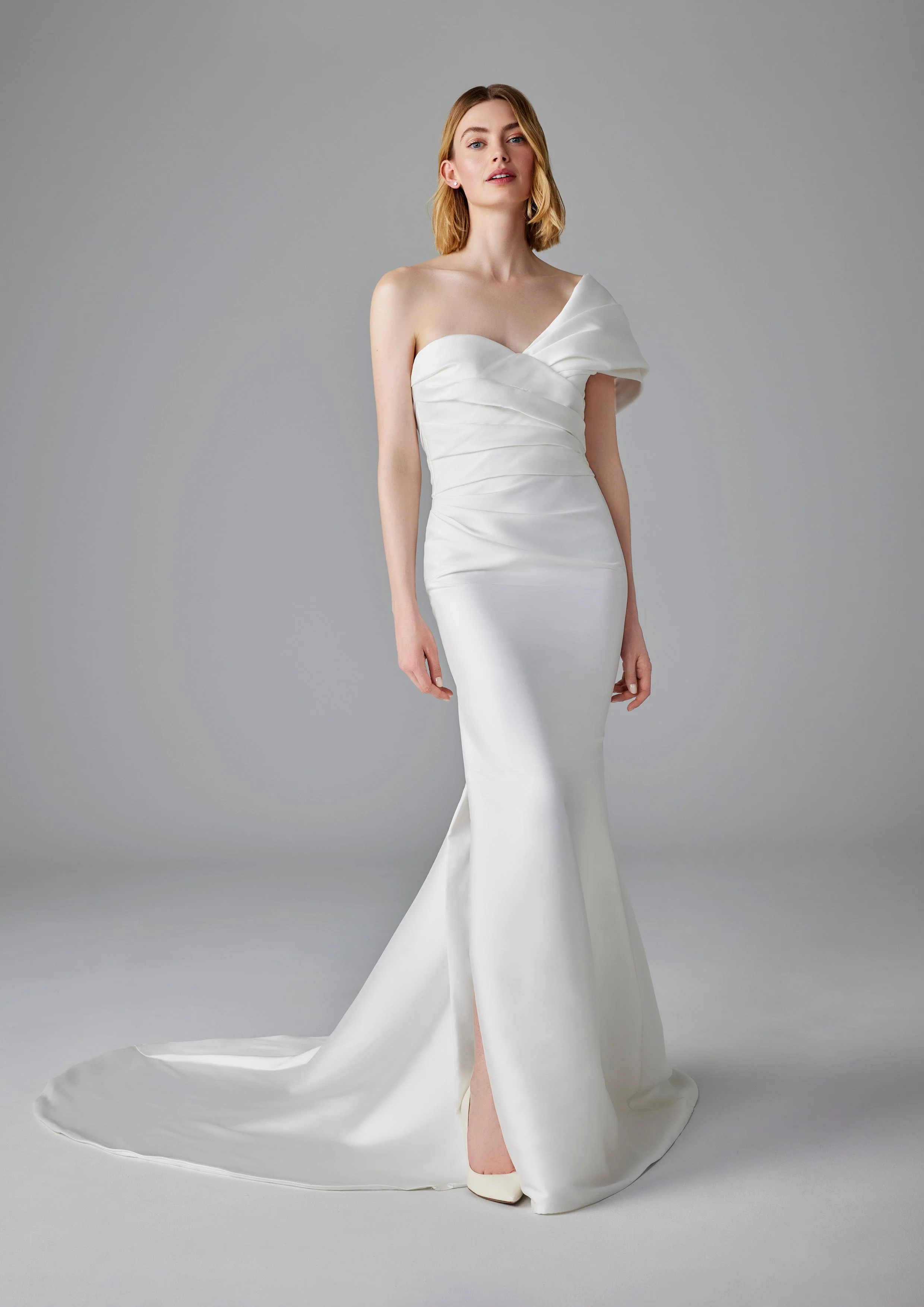 Pronovias: Etiennes - Image 3
