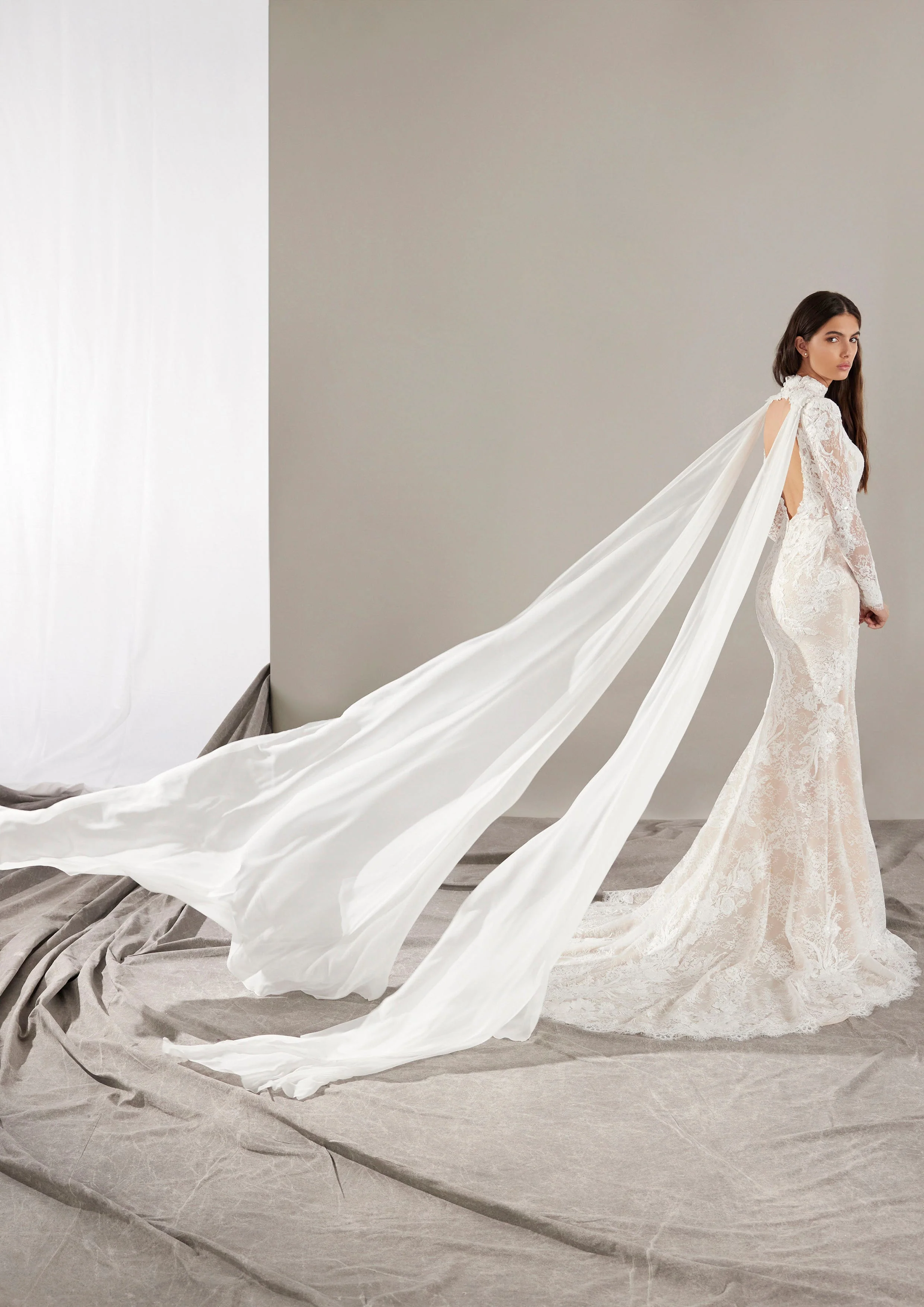 Pronovias: Leith - Image 3