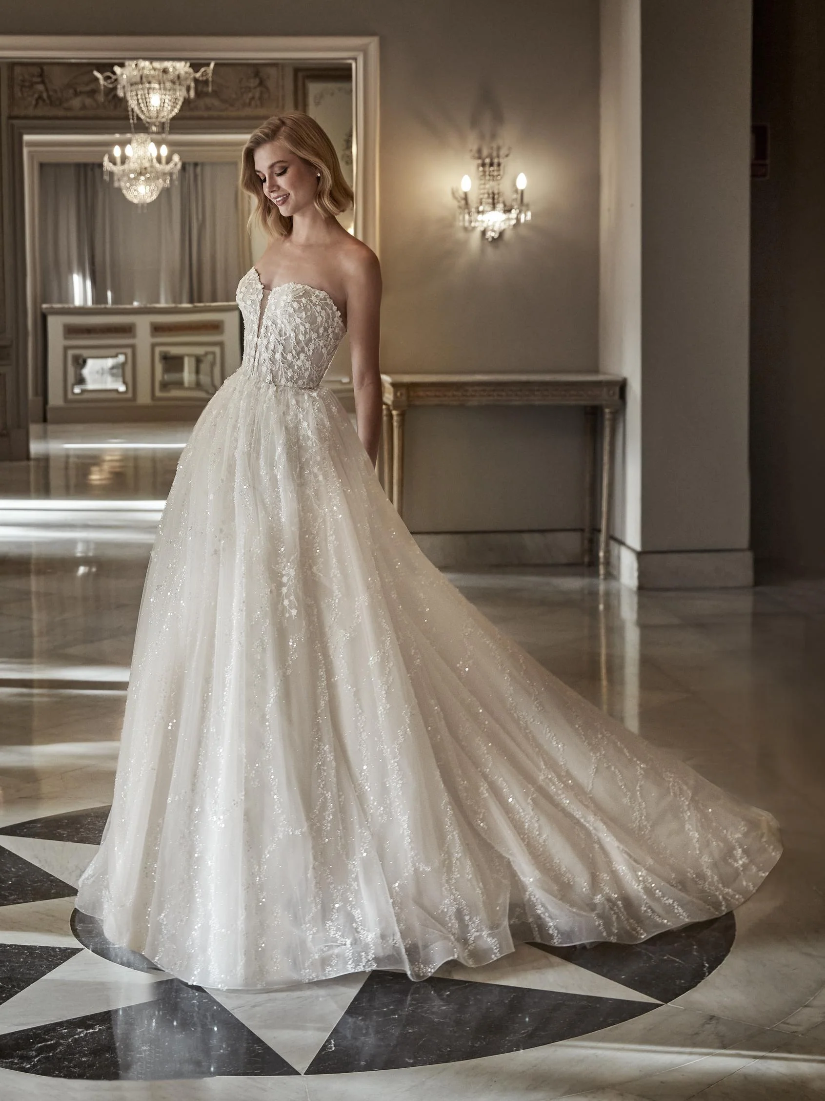 Pronovias Privee: Alisette - Image 2