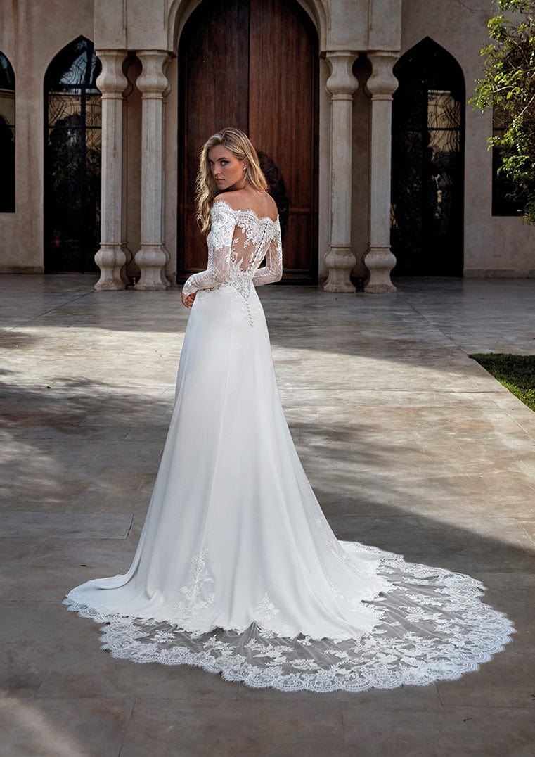 Pronovias: Brigitta - Image 2
